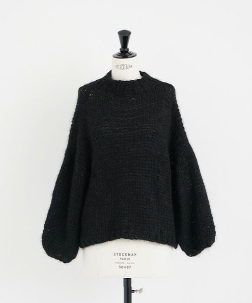 Mochi.モチ.hand knitted sweater [ma22-kn-04/black]