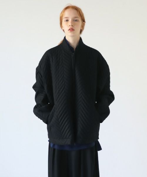 VU.ヴウ.zigzag stand collar bluson vu-a22-b12[BLACK]