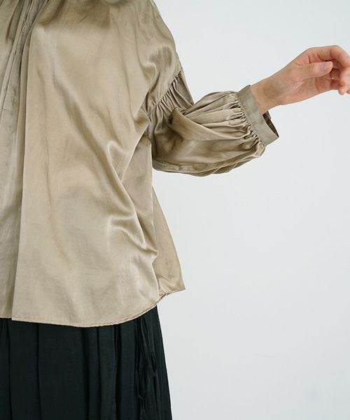 suzuki takayuki.スズキタカユキ.puff-sleeve blouse [T001-12/bay leaf]