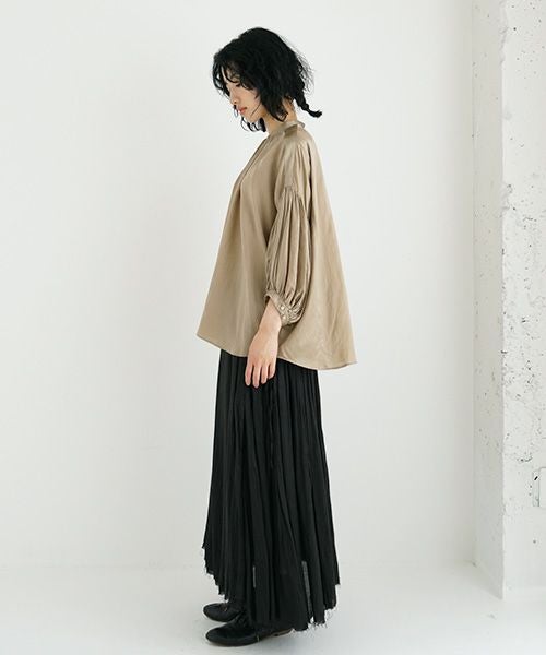 suzuki takayuki スズキタカユキ puff-sleeve blouse [T001-12/bay leaf]