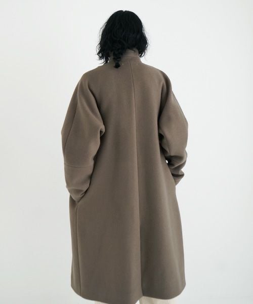 suzuki takayuki.スズキタカユキ.standing-collar coat.[A233-04/tauni olive]