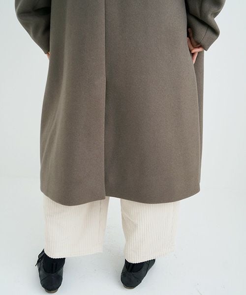suzuki takayuki.スズキタカユキ.standing-collar coat.[A233-04/tauni olive]