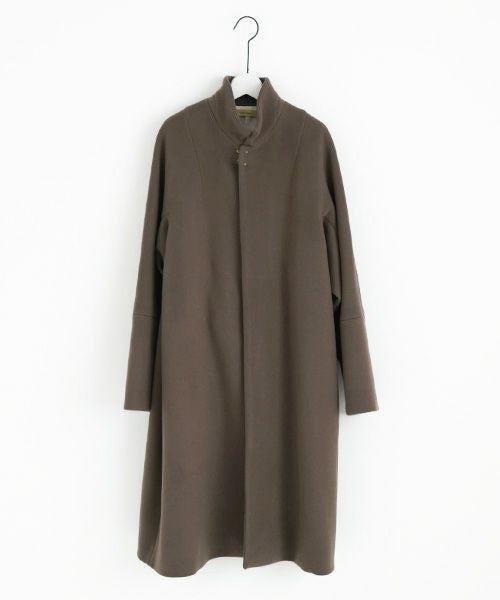 suzuki takayuki.スズキタカユキ.standing-collar coat.[A233-04/tauni olive]