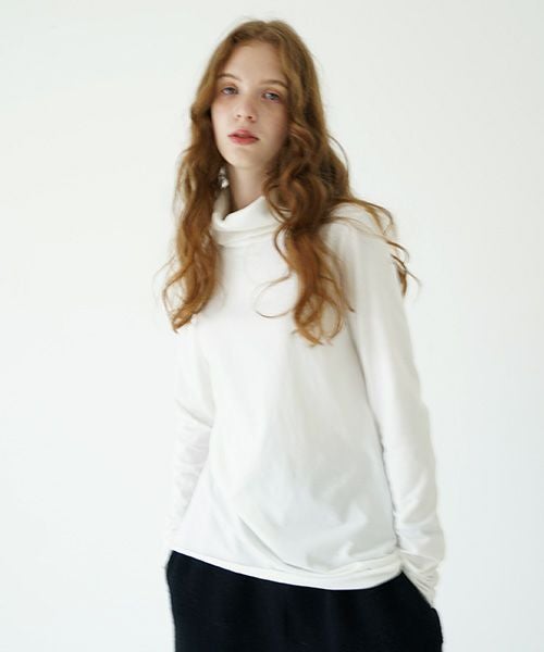 Mochi / home&miles.モチ / ホーム＆マイルズ.turtle-neck cut & saw [off white]