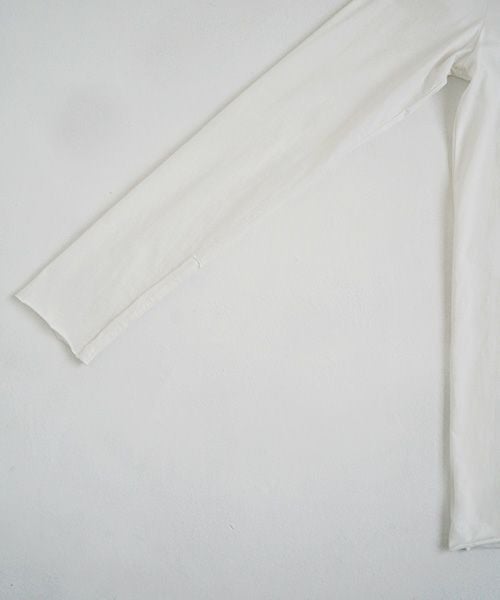 Mochi / home&miles.モチ / ホーム＆マイルズ.turtle-neck cut & saw [off white]