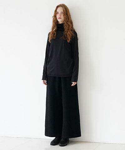 Mochi / home&miles.モチ / ホーム＆マイルズ.turtle-neck cut & saw [black]