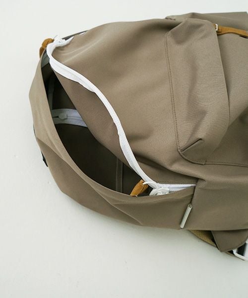 macromauro マクロマウロ.CP-1 M[BEIGE]