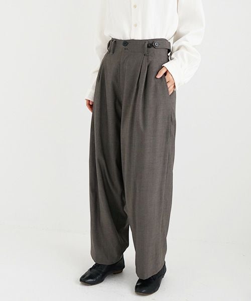 YANTOR ヤントル Chambray Wool 2tuck wide Pants[Y225PT05/GREIGE]