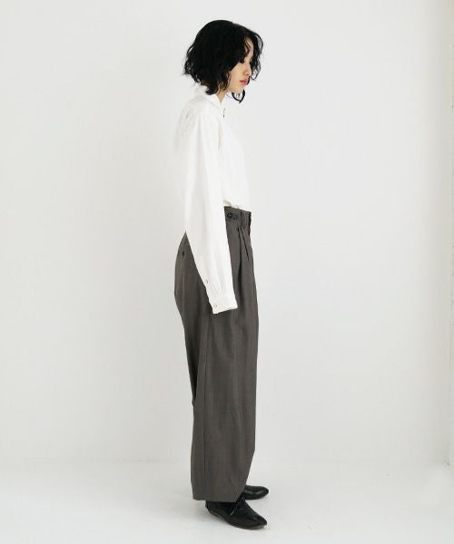 YANTOR.ヤントル.Chambray Wool 2tuck wide Pants[Y225PT05/GREIGE]