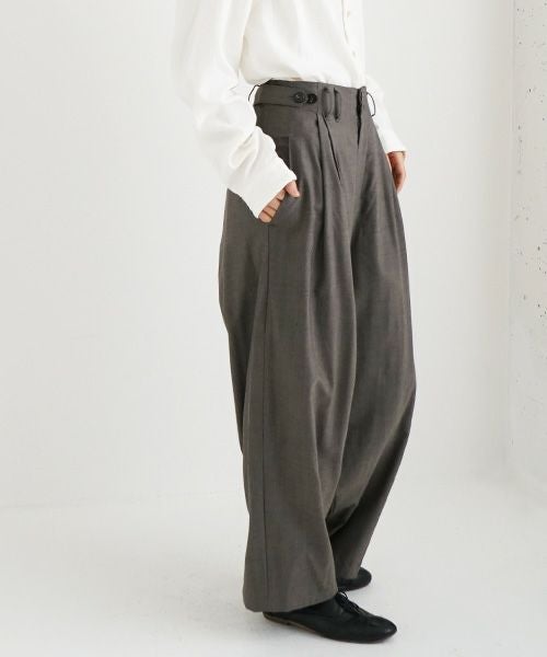 YANTOR ヤントル Chambray Wool 2tuck wide Pants[Y225PT05/GREIGE]