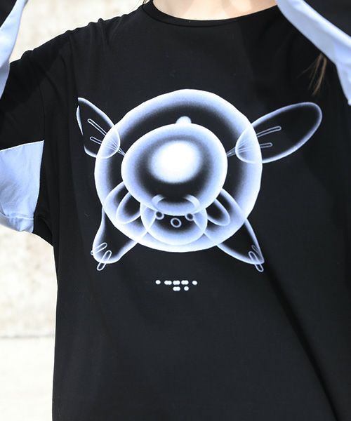 chloma.クロマ.“QUANTUM FOAM” ロングT[22ALT4/BLACK×LIGHT BLUE]