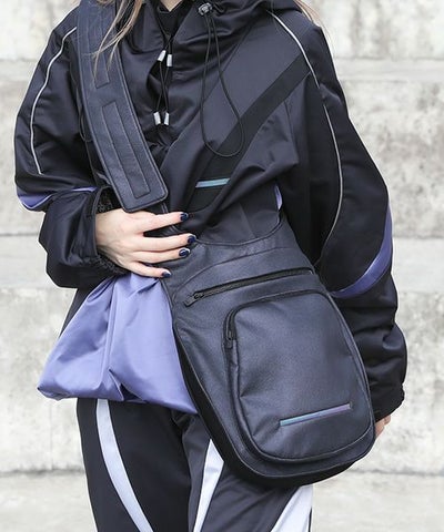 chloma.クロマ.ニューロボディバッグ[22AG2/NU BLACK]