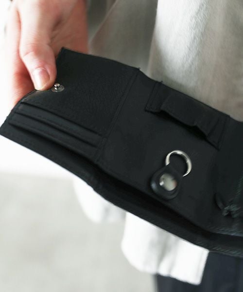 財布 ブラック VU product 美品　日本製　黒　本革 VU PRODUCT 鹿革スクエアジップウォレット ブラック｜軽くて柔らかい