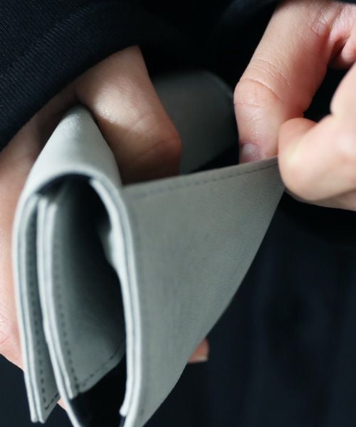 VU PRODUCT<br>ヴウプロダクト vu-product-B12[GREEN GRAY] deer leather mini wallet　鹿革ミニ財布