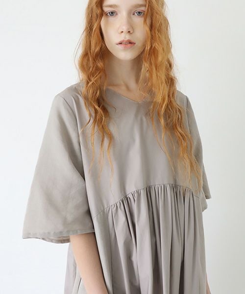 Mochi.モチ.Jacquard dress [greige]