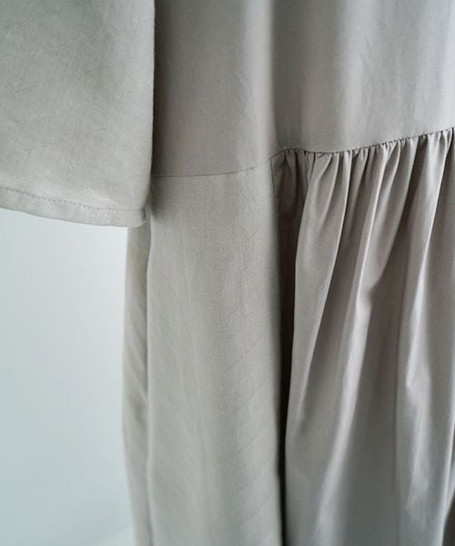 Mochi.モチ.Jacquard dress [greige]