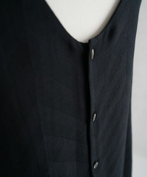 Mochi.モチ.tent line Jacquard dress [black]