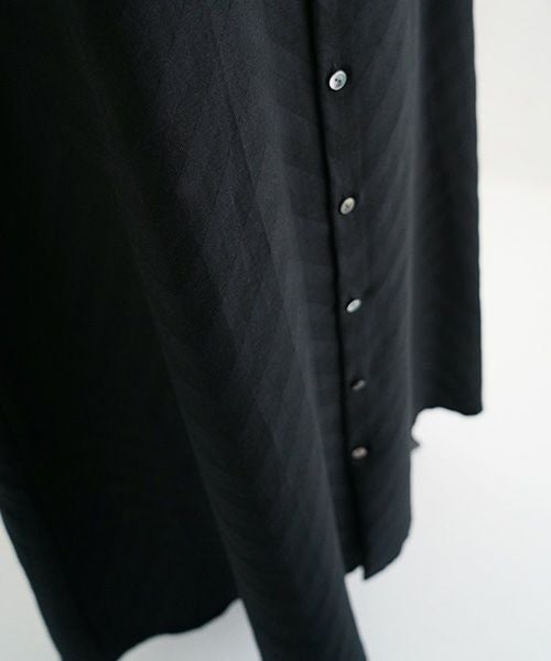 Mochi.モチ.tent line Jacquard dress [black]