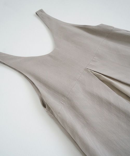 Mochi.モチ.tent line Jacquard dress [greige]