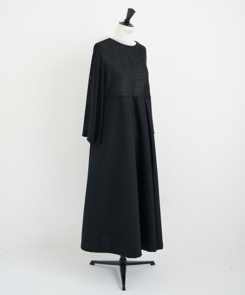 Mochi.モチ.flare sleeve dress [black]