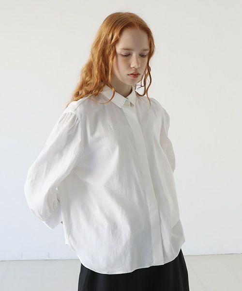 Mochi.モチ.organic cotton blouse [off white]