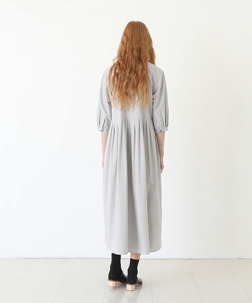 Mochi.モチ.button dress [silver]