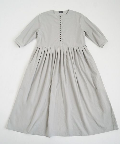 Mochi.モチ.button dress [silver]