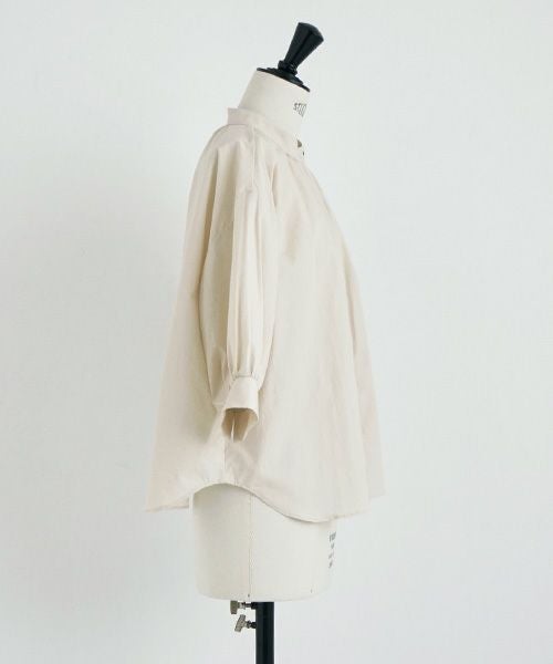 Mochi.モチ.gather blouse [ecru/sa]
