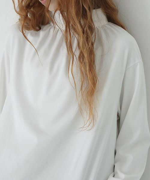Mochi.モチ.mock neck long t-shirt [off white]