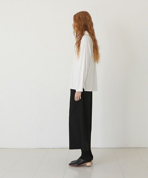 Mochi.モチ.mock neck long t-shirt [off white]