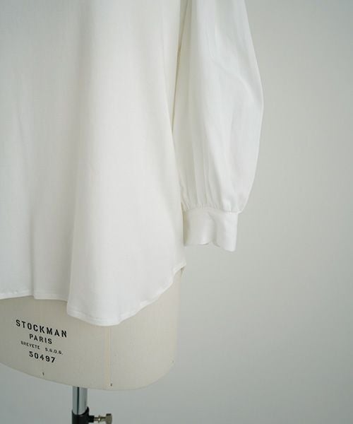 Mochi.モチ.volume sleeve tops [off white]