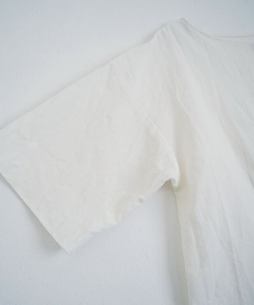 Mochi / home&miles.モチ / ホーム＆マイルズ. T-blouse [ecru]