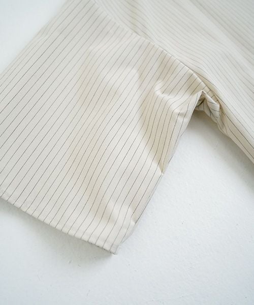 Mochi / home&miles.モチ / ホーム＆マイルズ. T-blouse [ecru×striped]