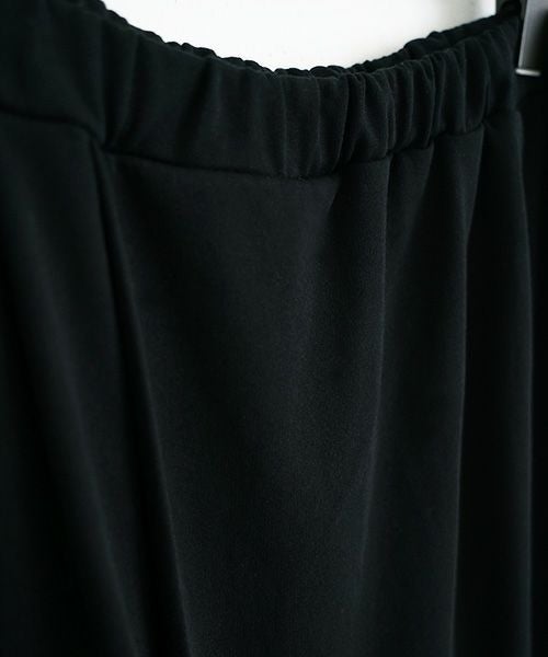 Mochi / home&miles.モチ / ホーム＆マイルズ.asymmetry sweatpants [black]