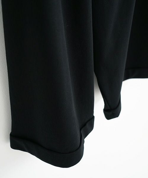 Mochi / home&miles.モチ / ホーム＆マイルズ.asymmetry sweatpants [black]