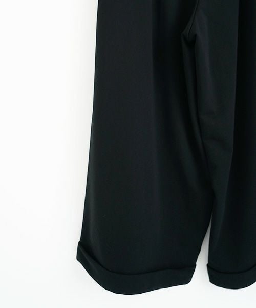 Mochi / home&miles.モチ / ホーム＆マイルズ.asymmetry sweatpants [black]