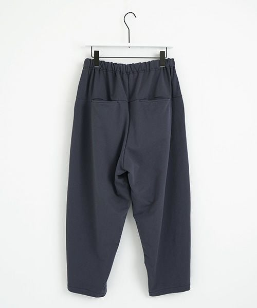 Mochi / home&miles.モチ / ホーム＆マイルズ.tapered sweatpants [charcoal grey]