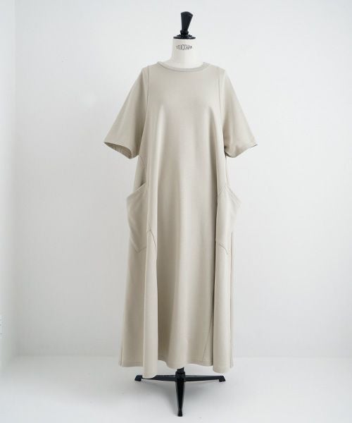 Mochi / home&miles.モチ / ホーム＆マイルズ.sweatdress [chalk]