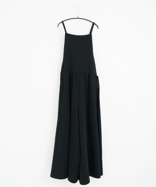 Mochi / home&miles.モチ / ホーム＆マイルズ.apron sweatsalopette [black]