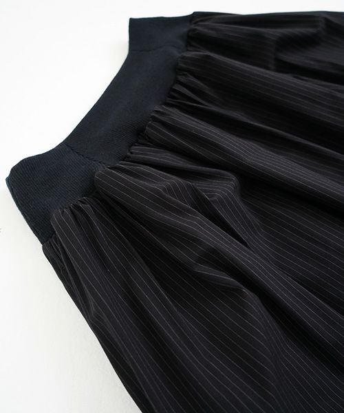 Mochi / home&miles.モチ / ホーム＆マイルズ.long skirt [black×striped]