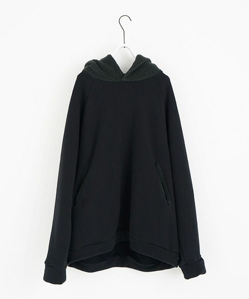 VU.ヴウ.ballon over boa hoody vu-a23-t06[BLACK×MOSS GREEN]