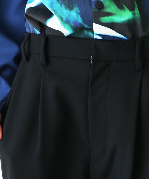 VUy.ヴウワイ.box slit pants vuy-a23-p02[BLACK×PAINT]