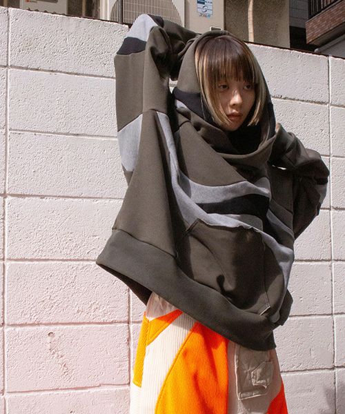 BALMUNG  バルムング.23AW01 フロウクロスフーディ[ダークカーキ]