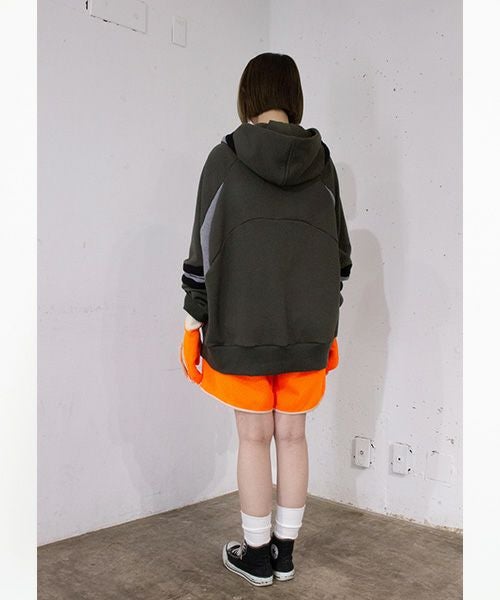 BALMUNG  バルムング.23AW01 フロウクロスフーディ[ダークカーキ]