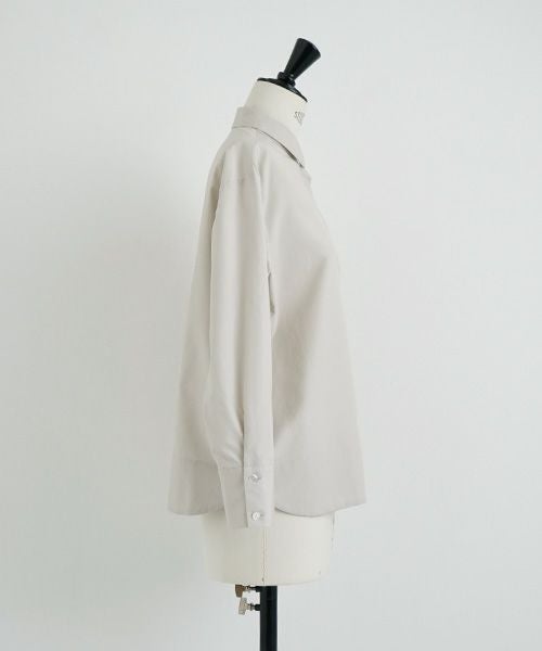 Mochi.モチ.finx cotton shirt [off beige]