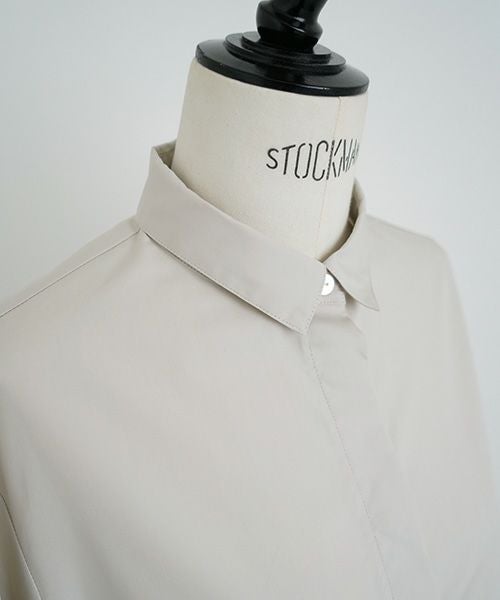 Mochi.モチ.finx cotton shirt [off beige]