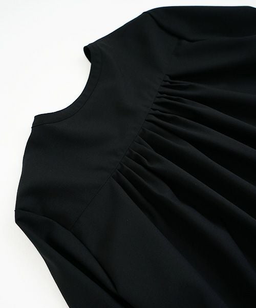 Mochi モチ Mochi公式 Mochi通販 Mochi服 Mochiツイッター Mochiインスタ fly front tuck blouse [black]