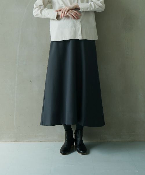 Mochi.モチ.harf tucked skirt [dark moss grey]