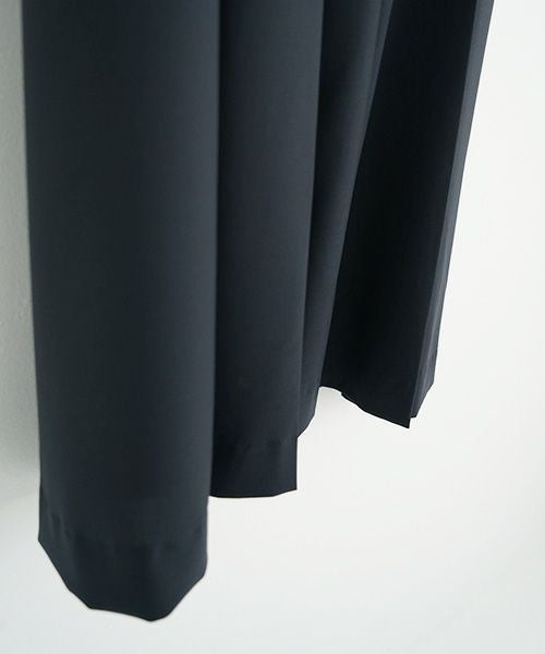 Mochi.モチ.harf tucked skirt [dark moss grey]