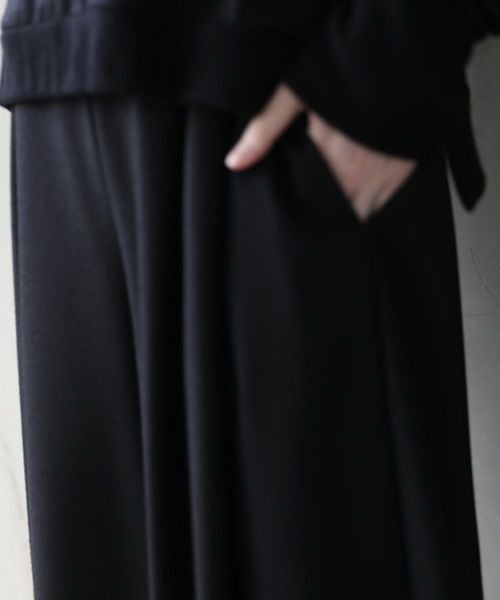 Mochi.モチ.flare wide pants [black]
